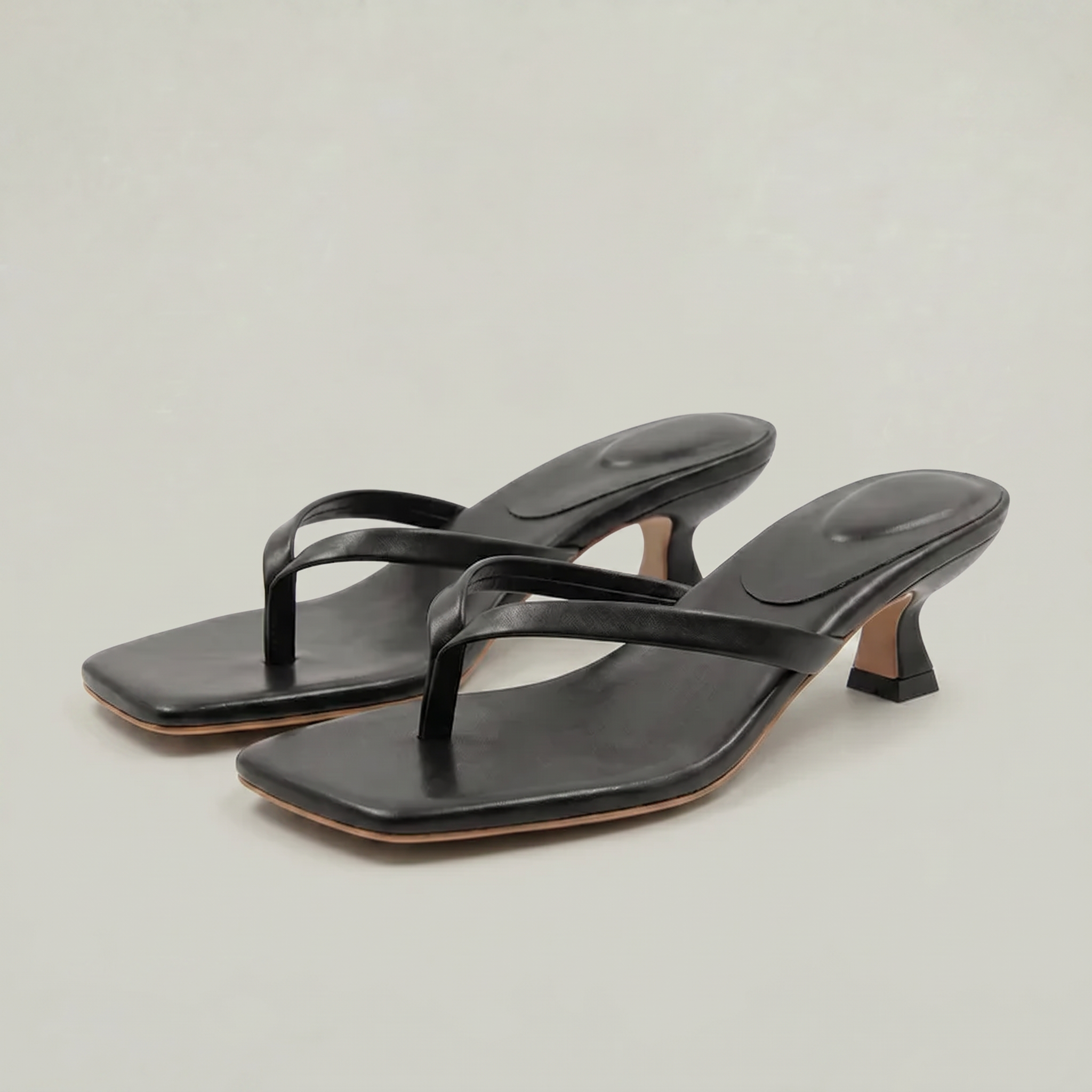 Women's Thong Kitten Heeled Sandals