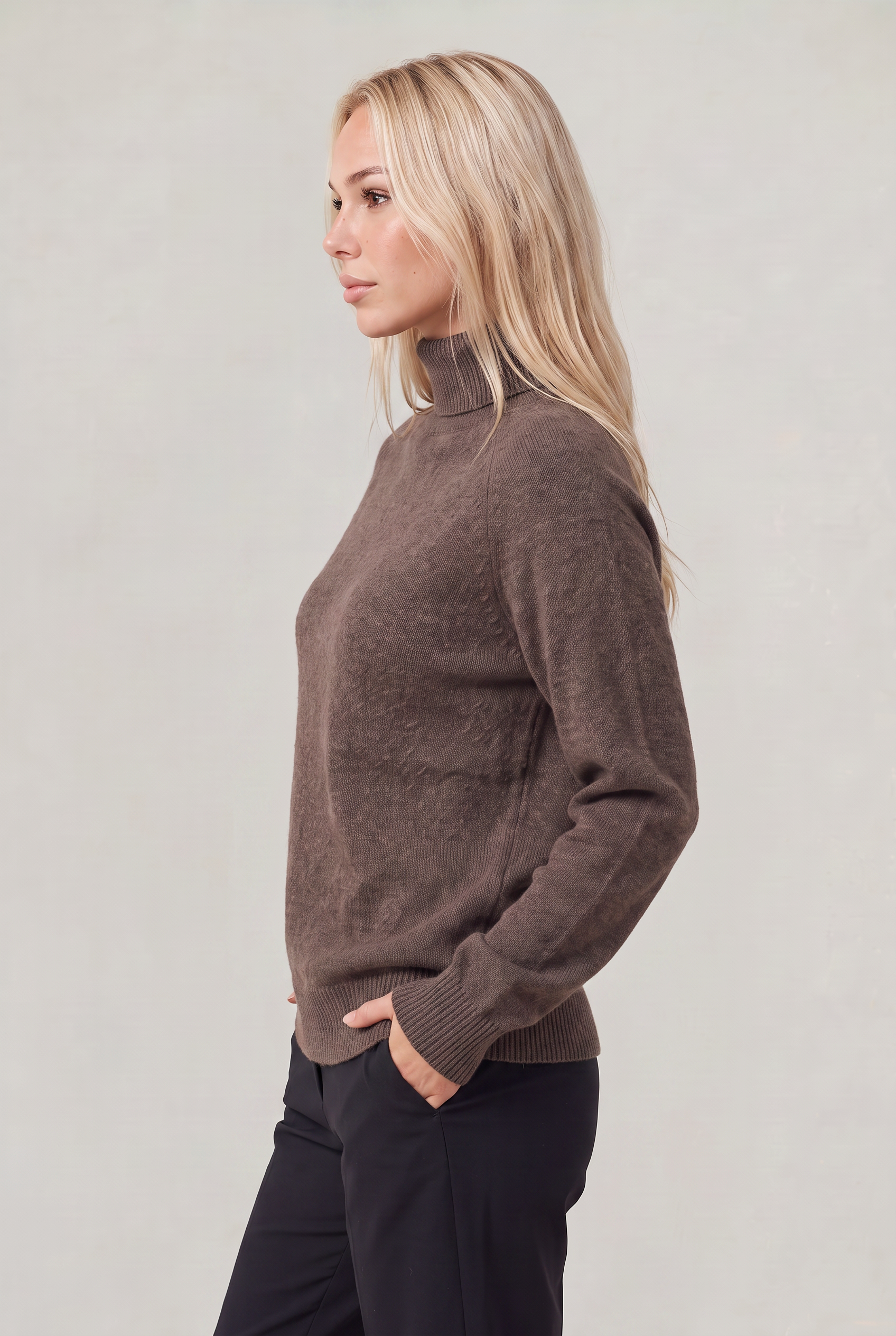 Women’s Relaxed Turtleneck Jumper