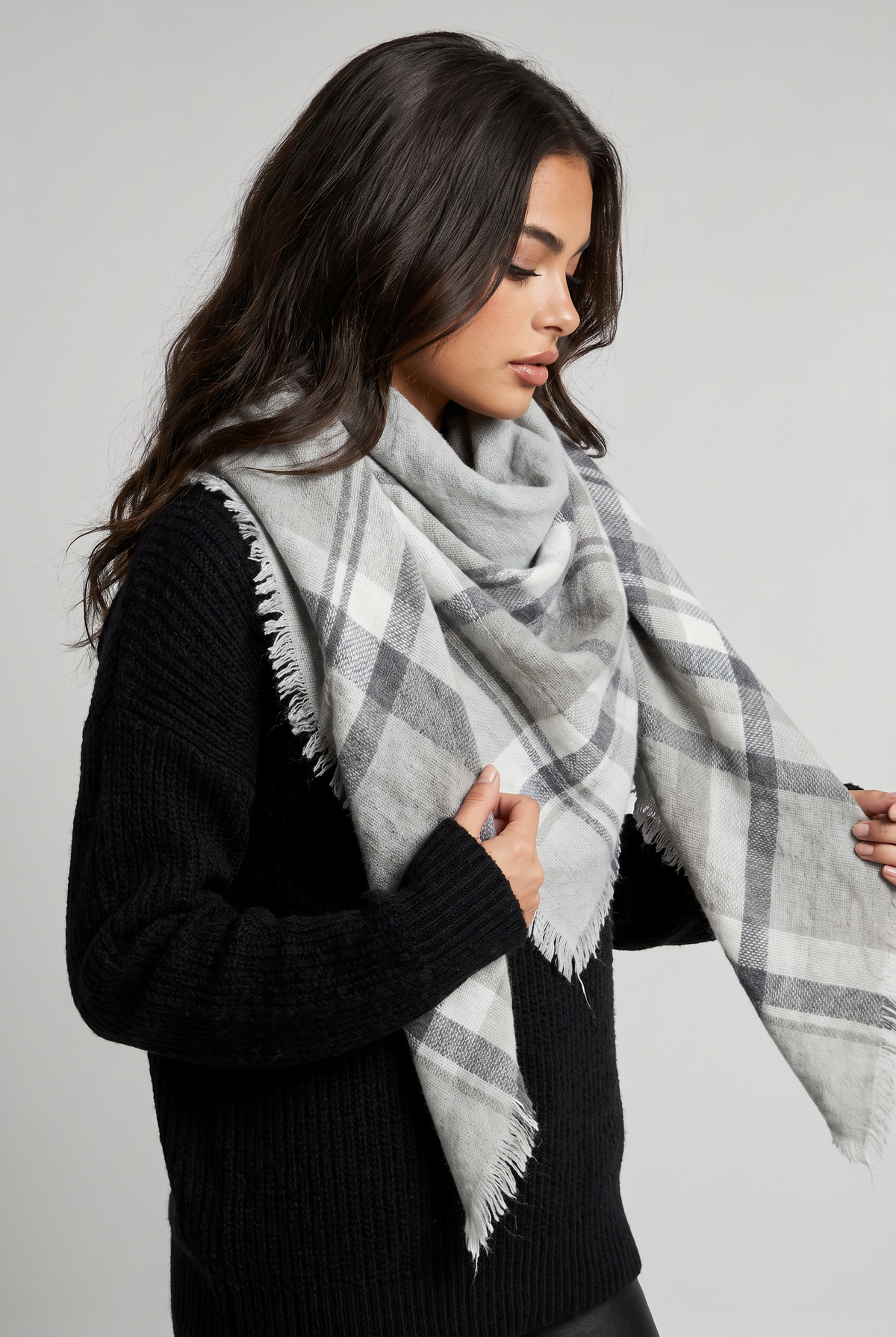Women’s Tartan Triangle Scarf Frayed Edge