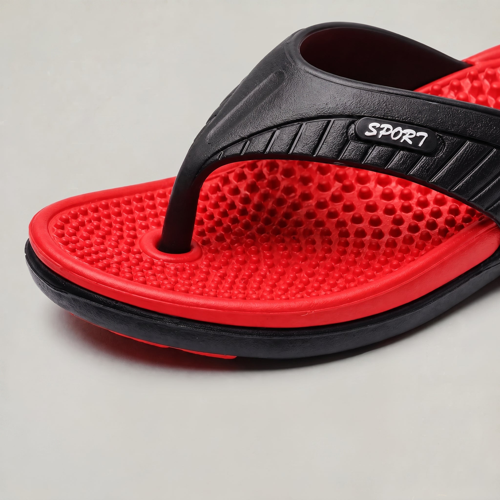 Men's Lightweight Beach Flip Flop Sandals With Textured Footbed