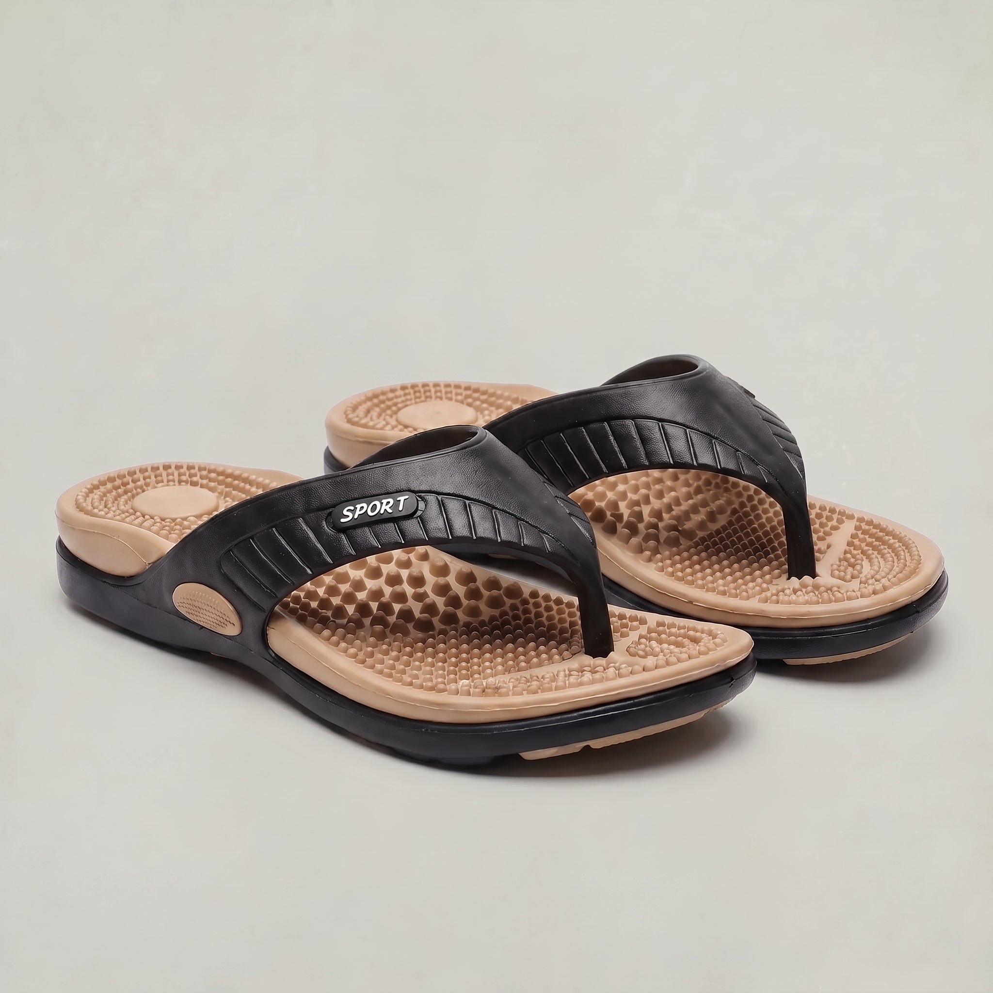 Men's Lightweight Beach Flip Flop Sandals With Textured Footbed