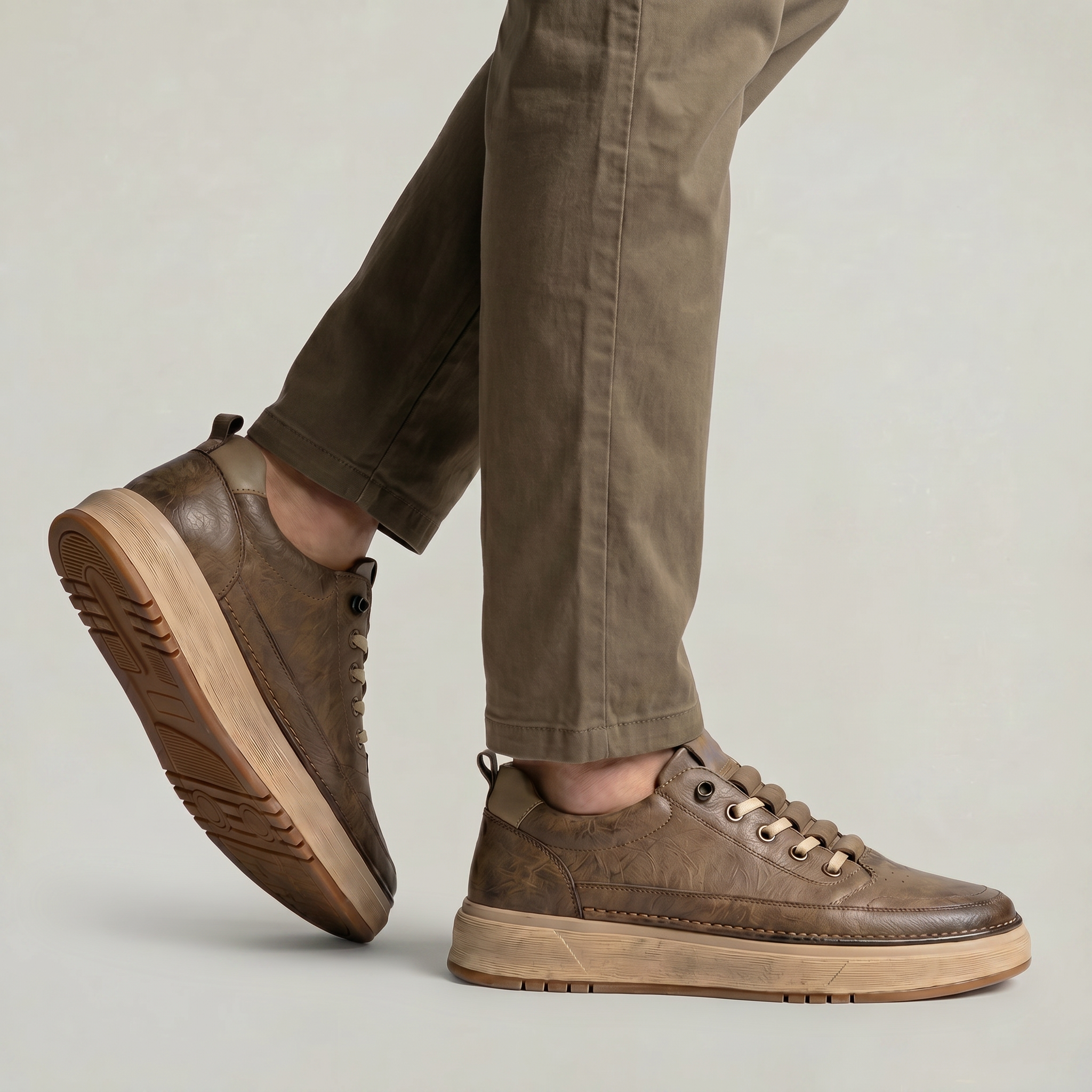 Men's Synthetic Lace-Up Low Top Sneakers