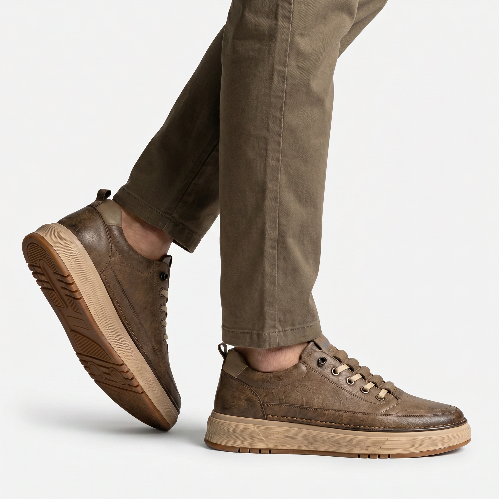 Men's Synthetic Lace-Up Low Top Sneakers