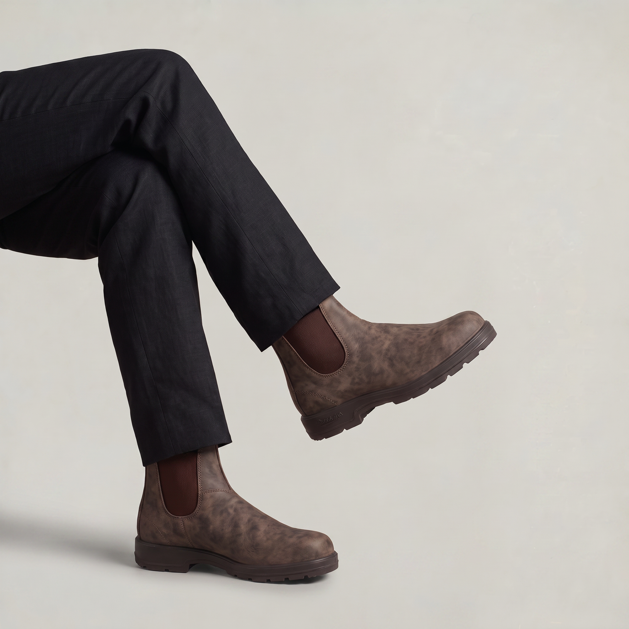 Men’s Classic Slip-On Chelsea Boots