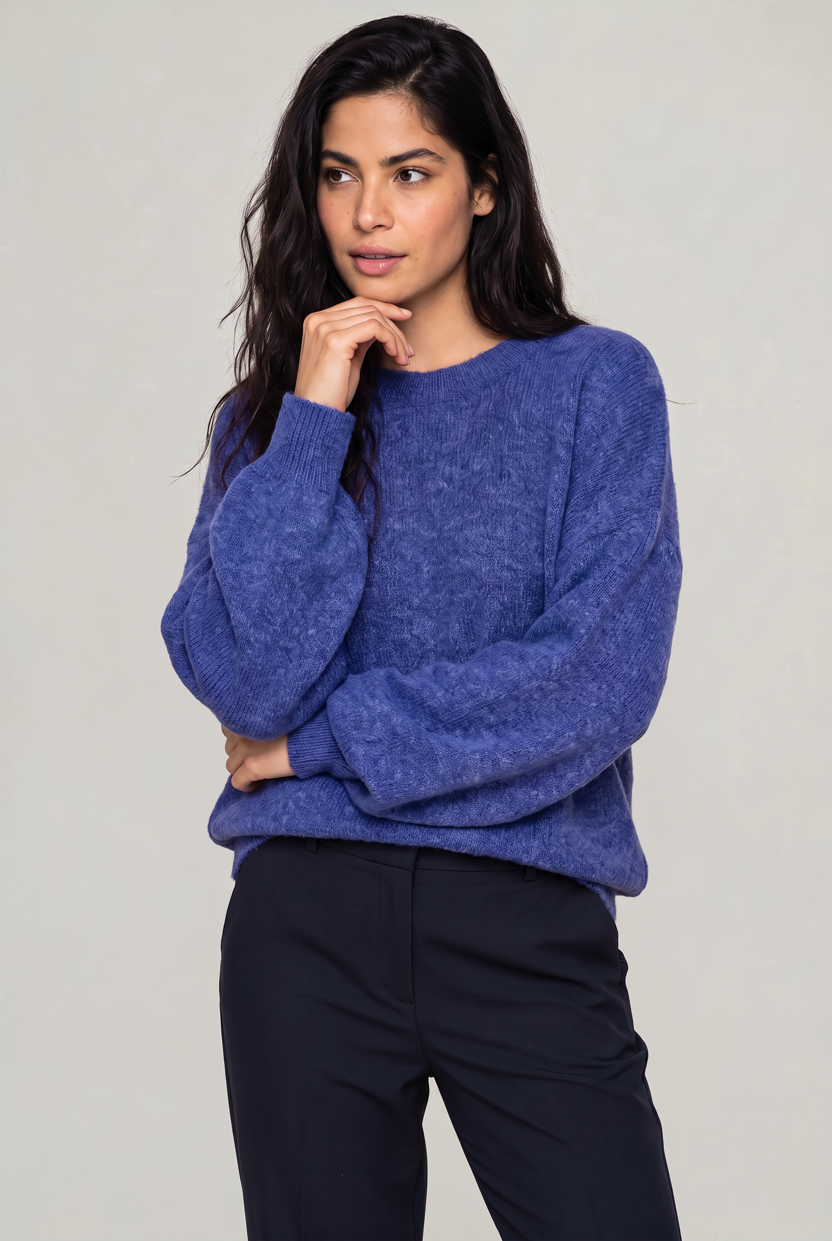 Women's Oversized Knitted Jumper – Crew Neck Drop Shoulder Sweater