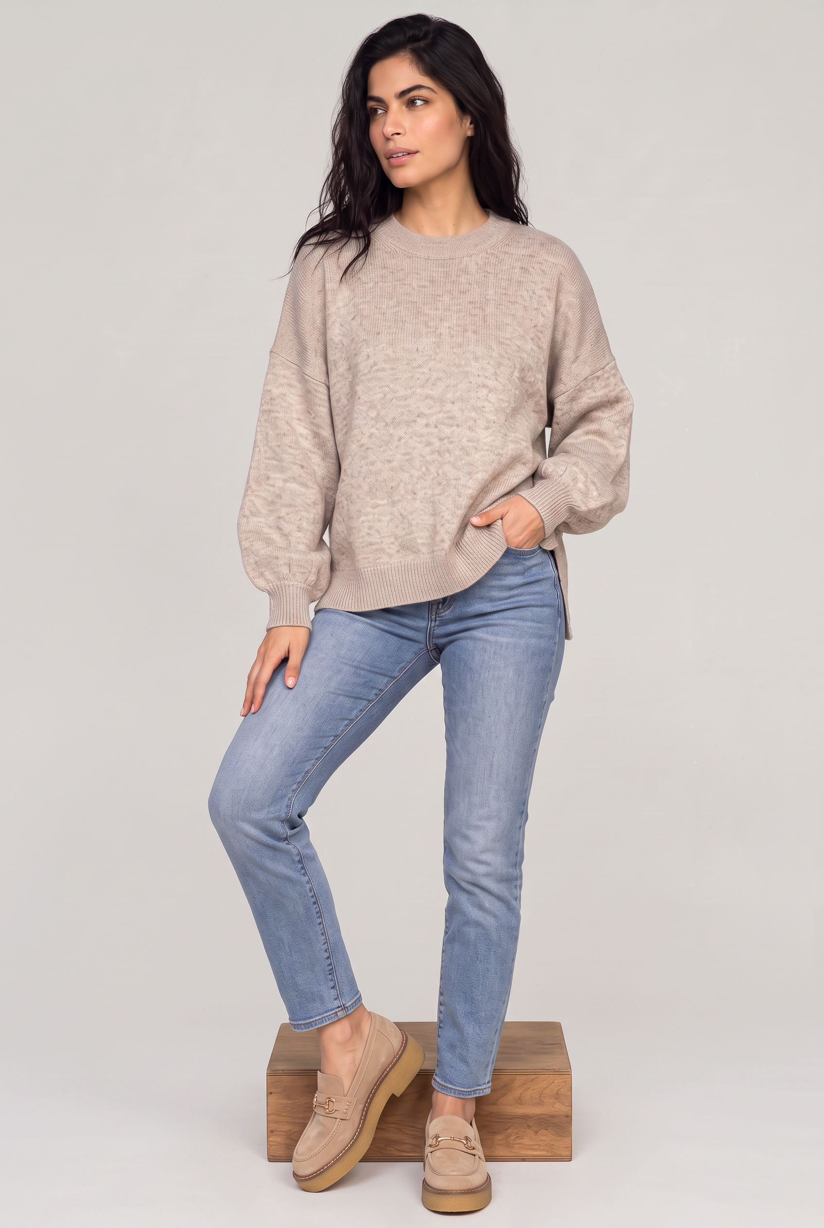 Women's Oversized Knitted Jumper – Crew Neck Drop Shoulder Sweater