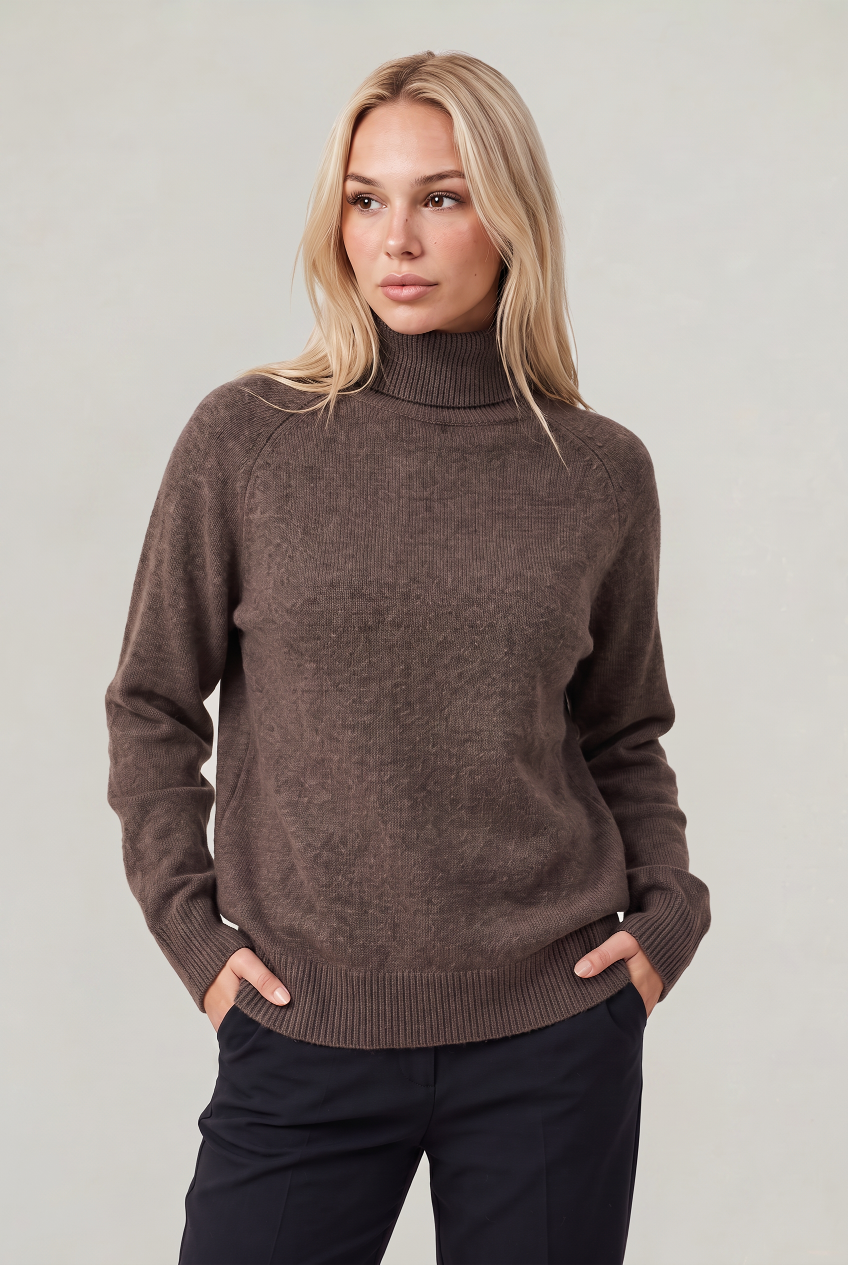 Women’s Relaxed Turtleneck Jumper