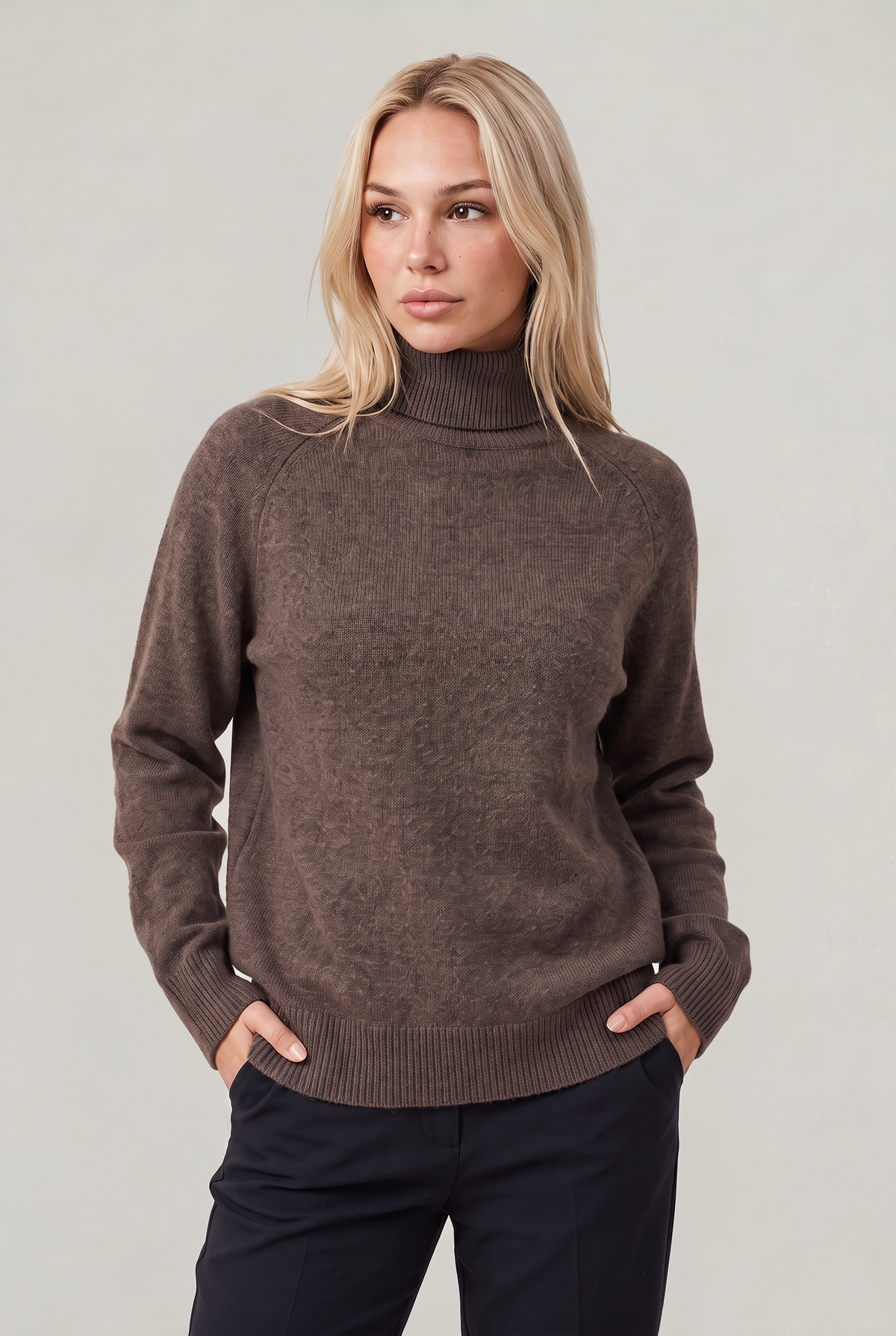 Women’s Relaxed Turtleneck Jumper