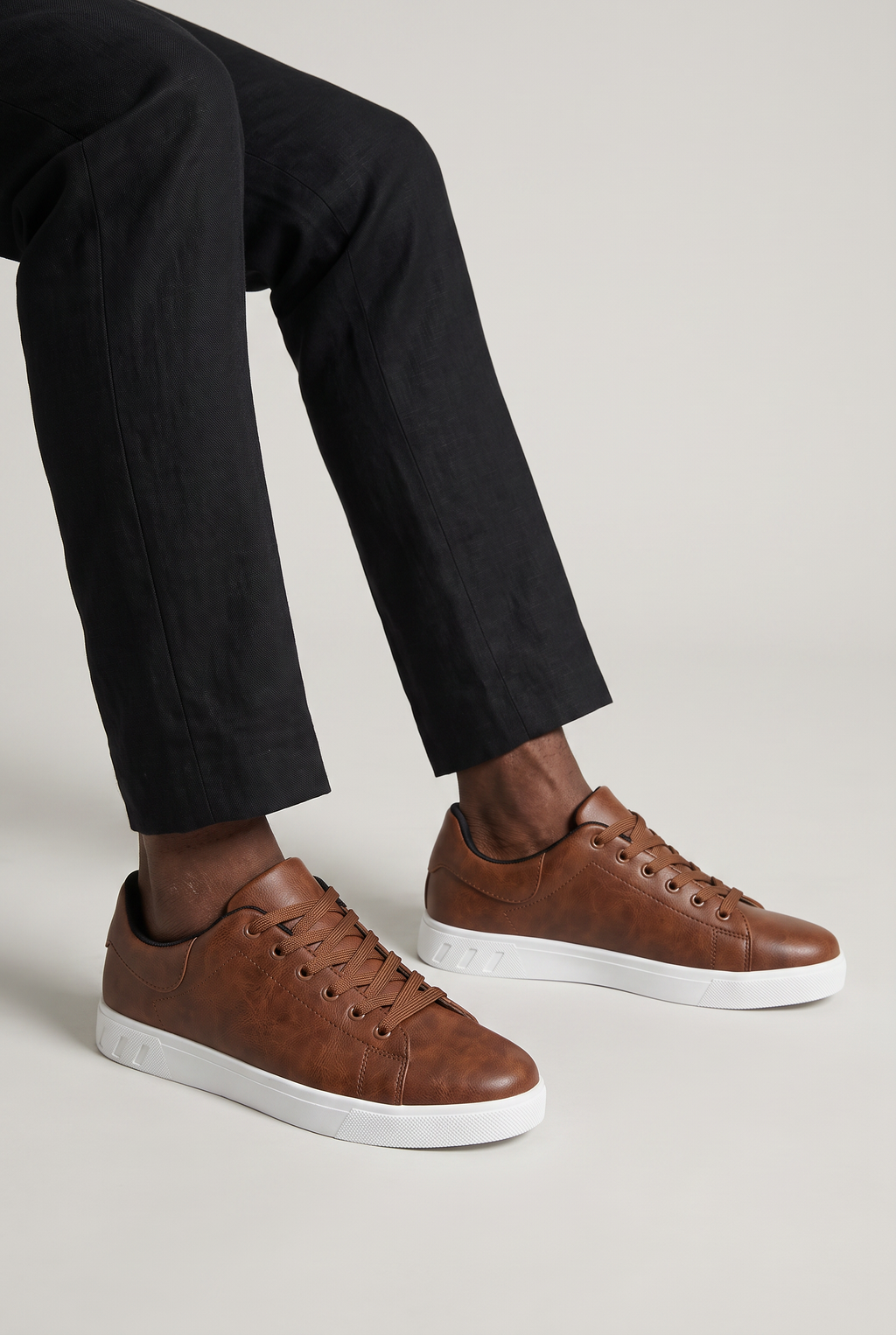 Men's Leather Lace Up Low Top Sneakers