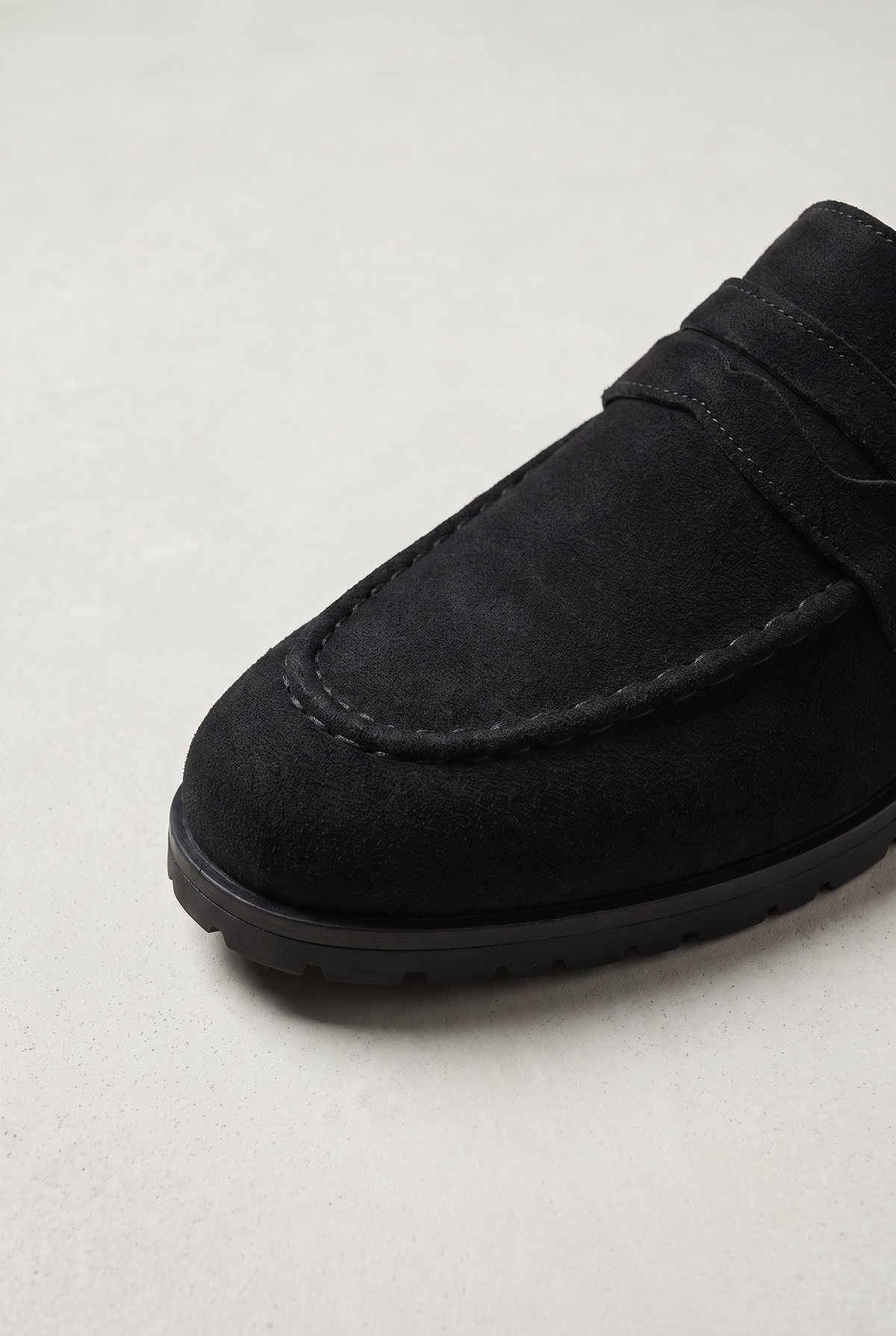 Men's Suede Look Penny Loafer - Slip On Loafers