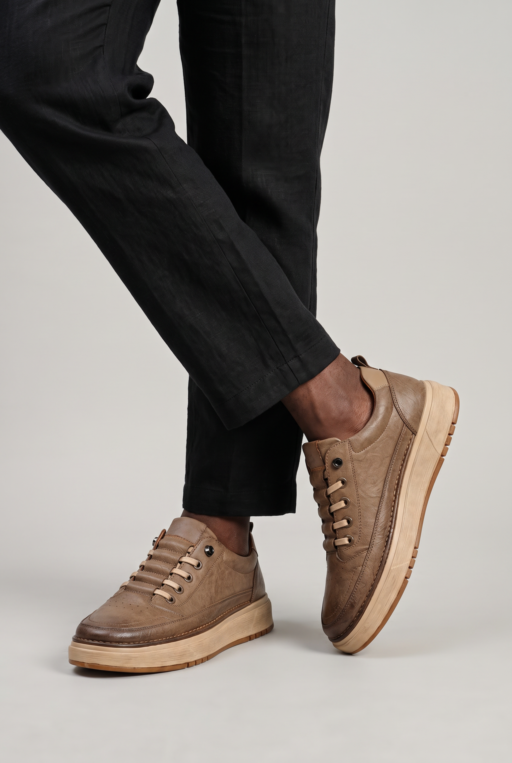 Men's Synthetic Lace-Up Low Top Sneakers