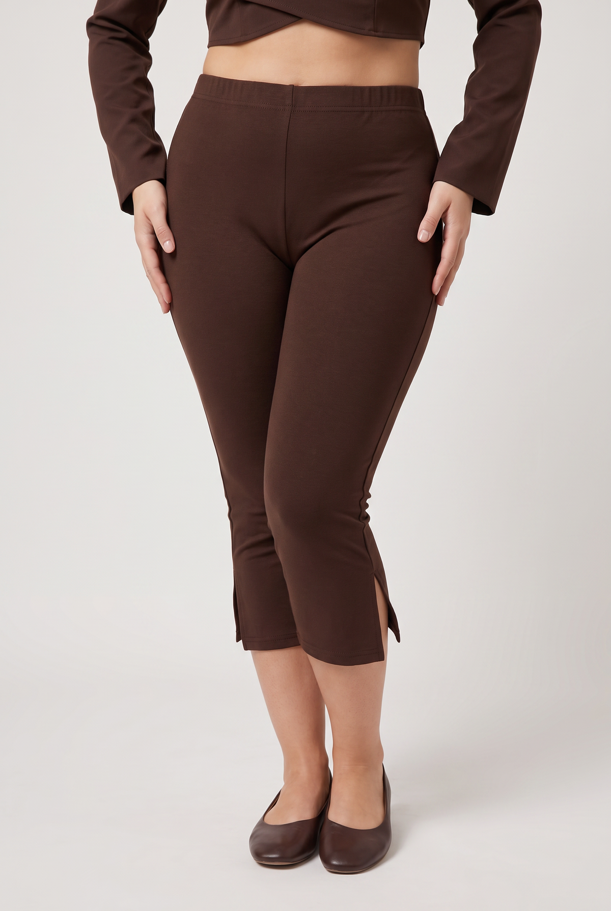 Women’s Split-Hem Capri Leggings
