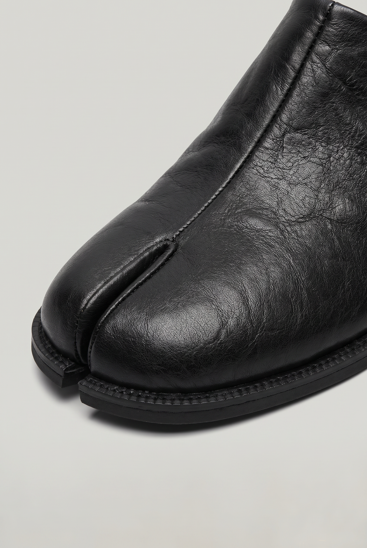 Men’s Split Toe Mule Loafers