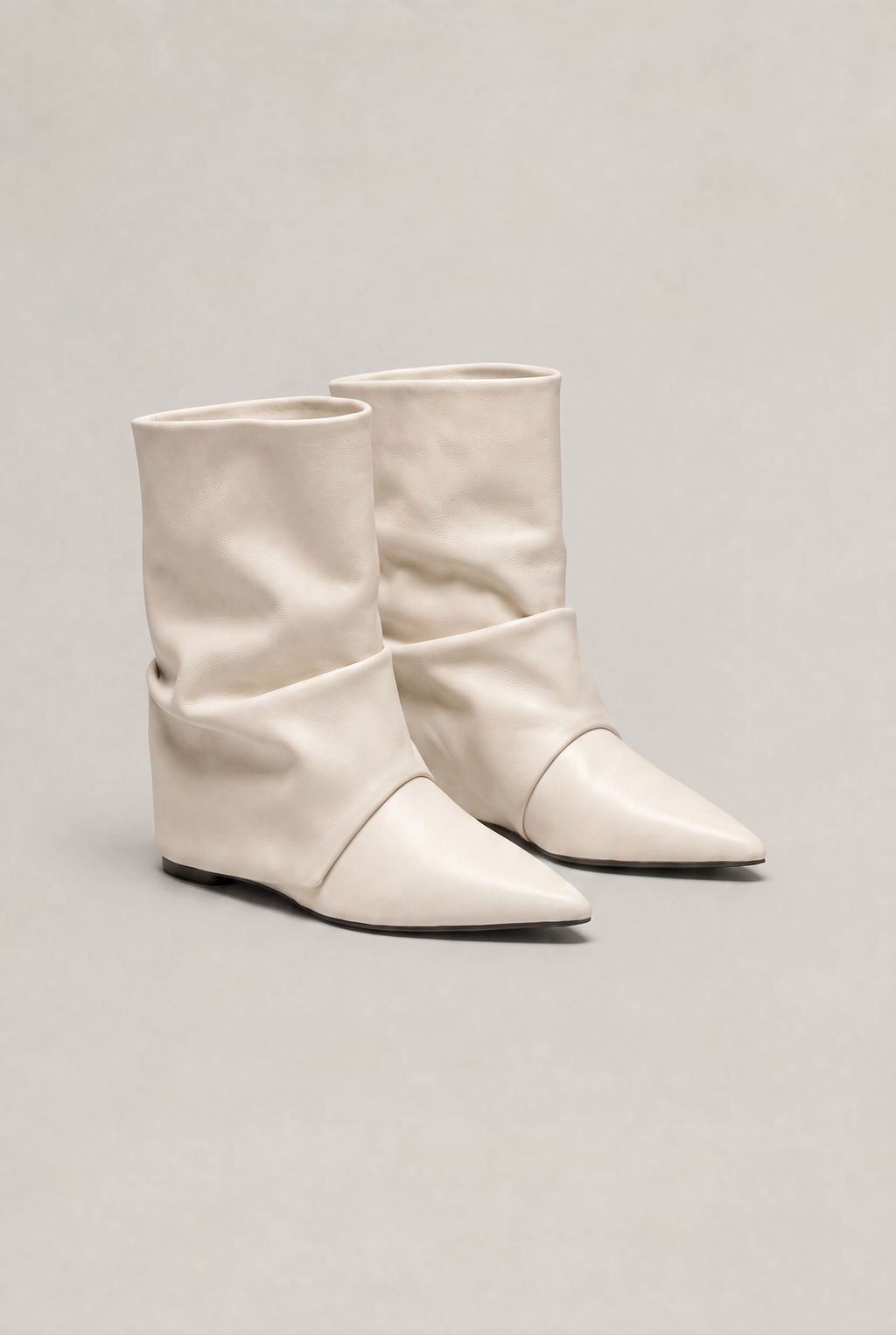 Women’s Pointed Toe Slouch Mid Calf Boots