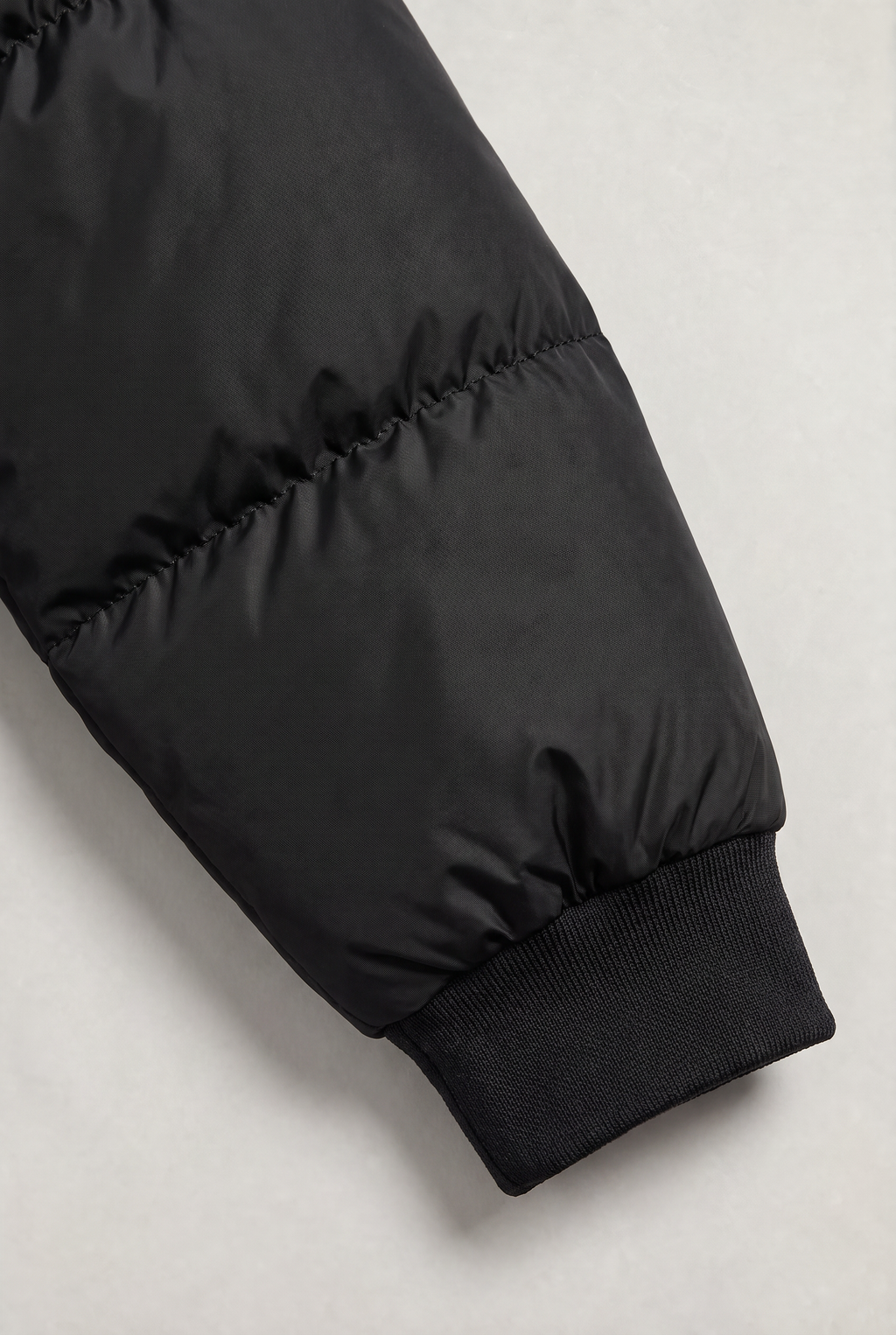 Men’s Hooded Puffer Jacket - Front Zip