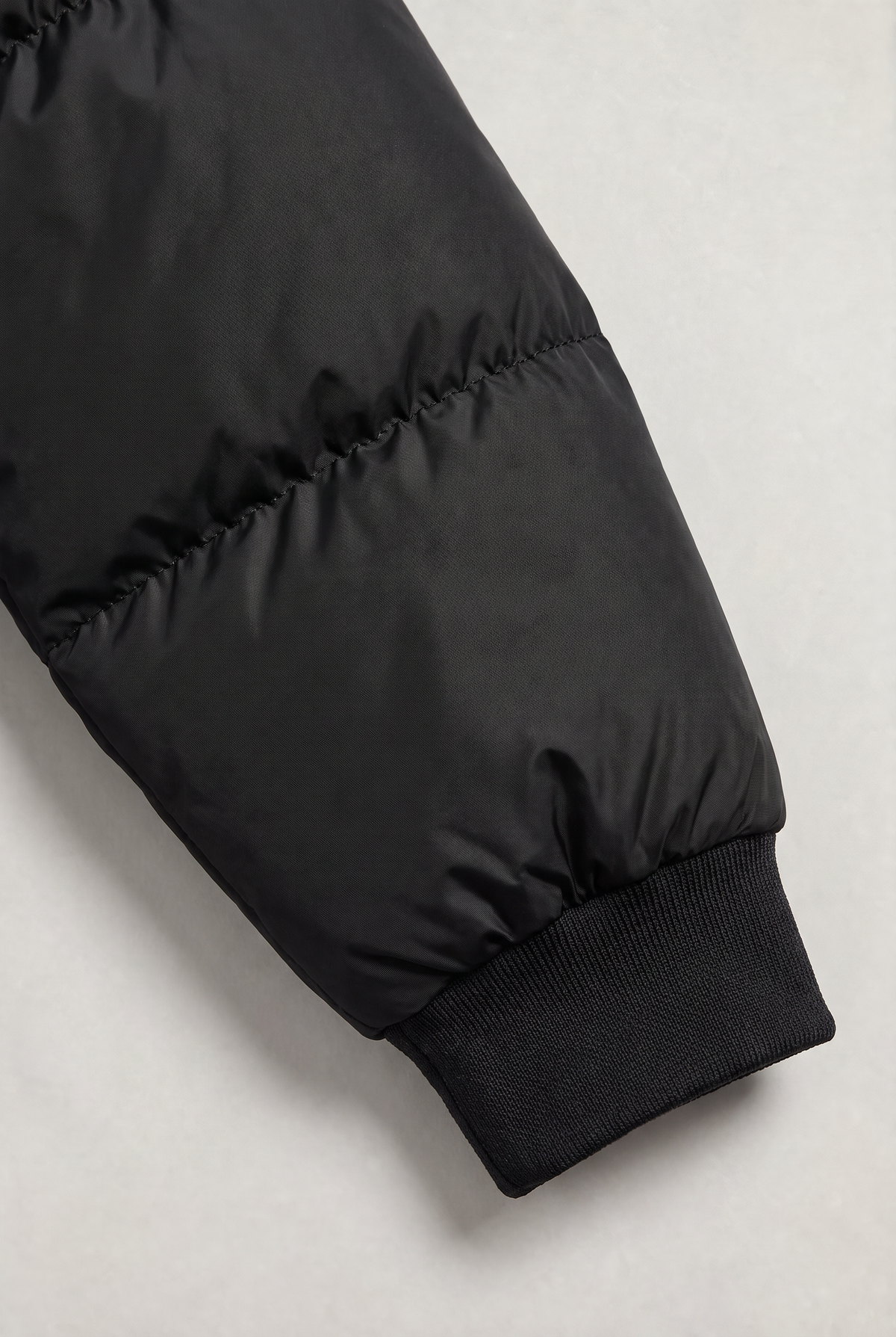 Men’s Hooded Puffer Jacket - Front Zip