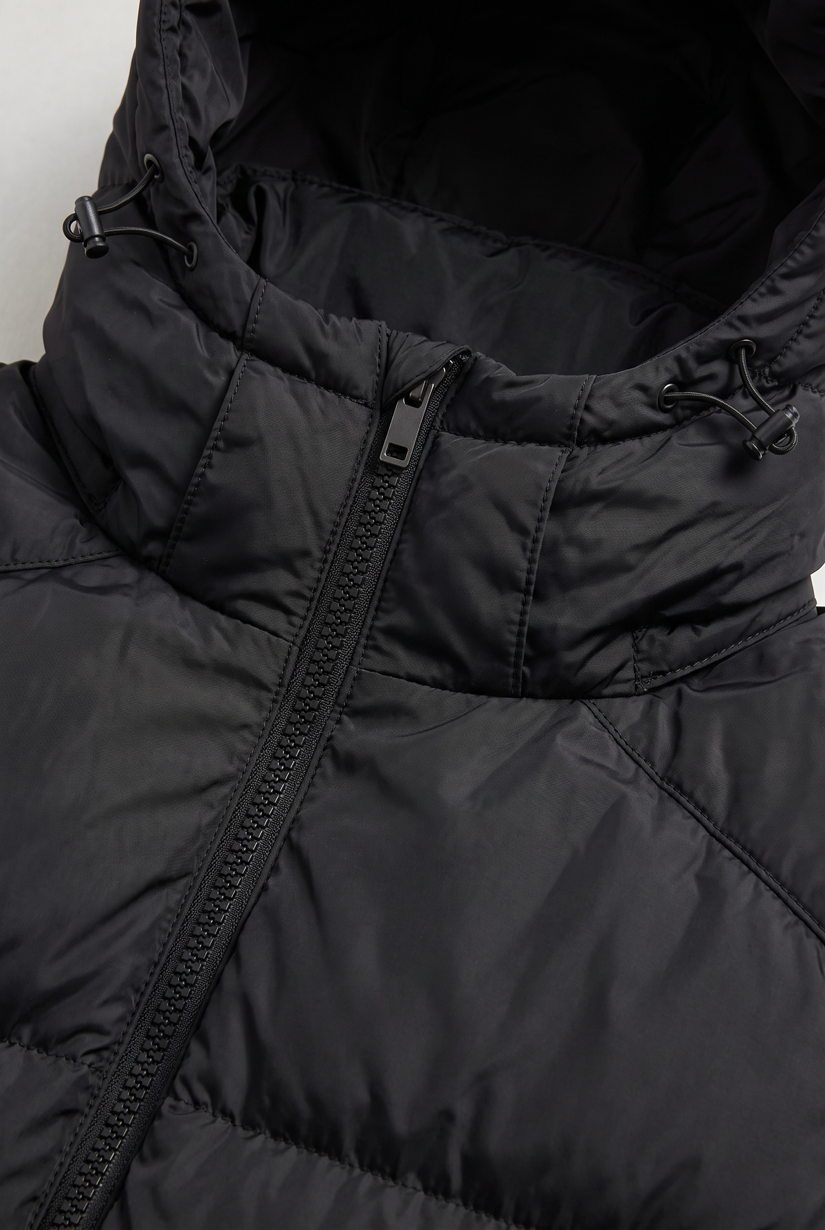 Men’s Hooded Puffer Jacket - Front Zip