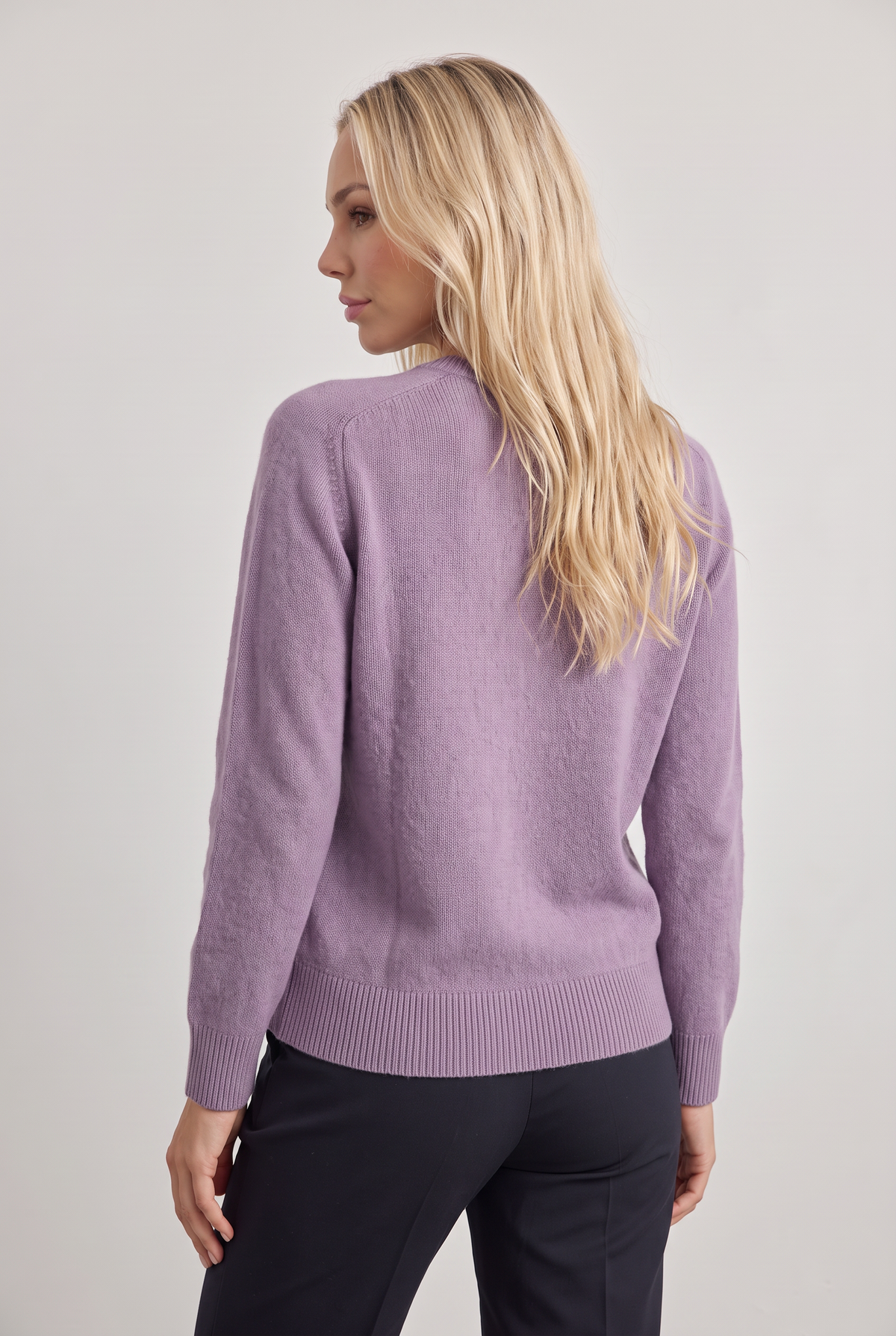 Women’s Wool Crew Neck Jumper - Ribbed Neckline