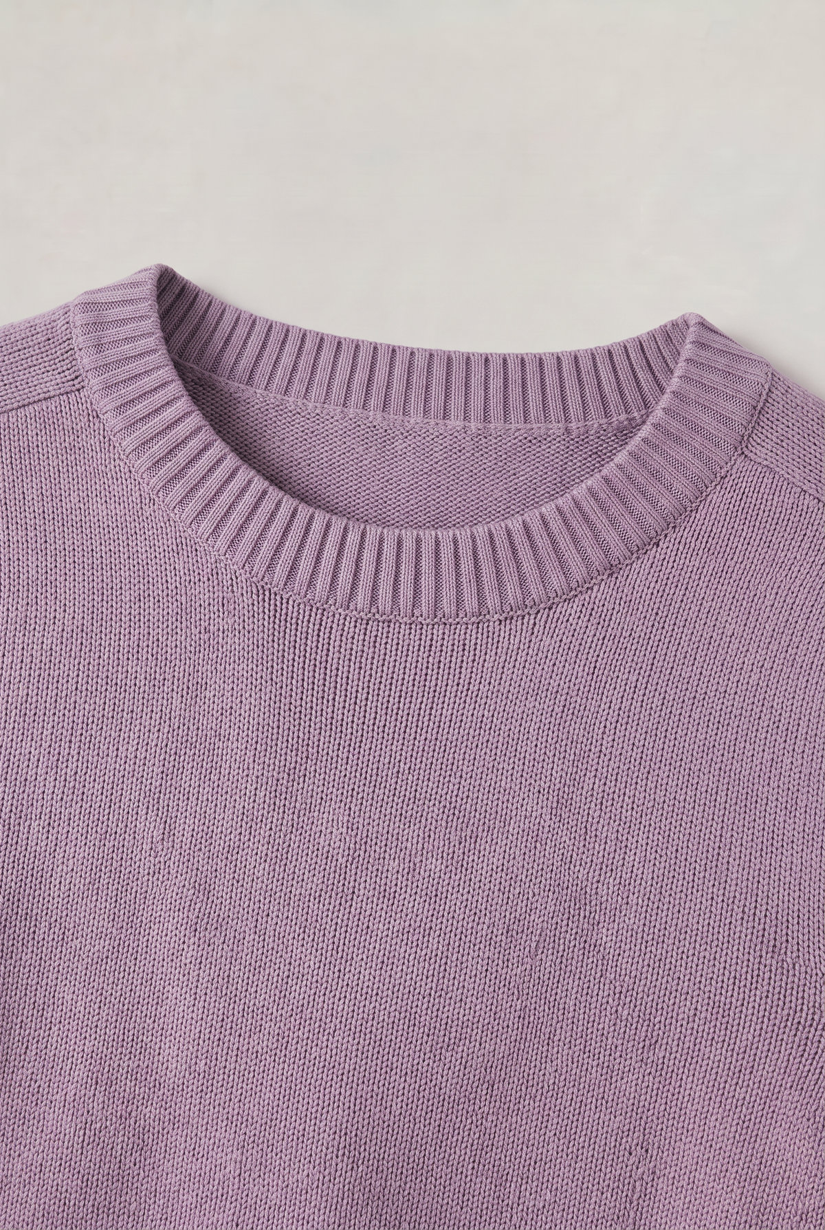 Women’s Wool Crew Neck Jumper - Ribbed Neckline
