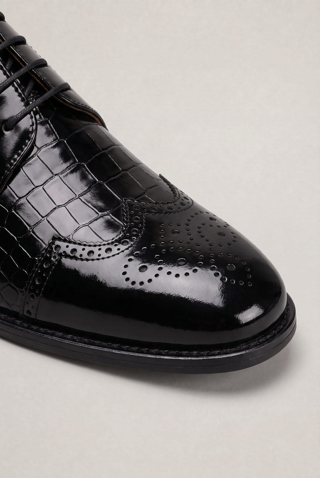 Men’s Patent Croc-Effect Brogue Shoes