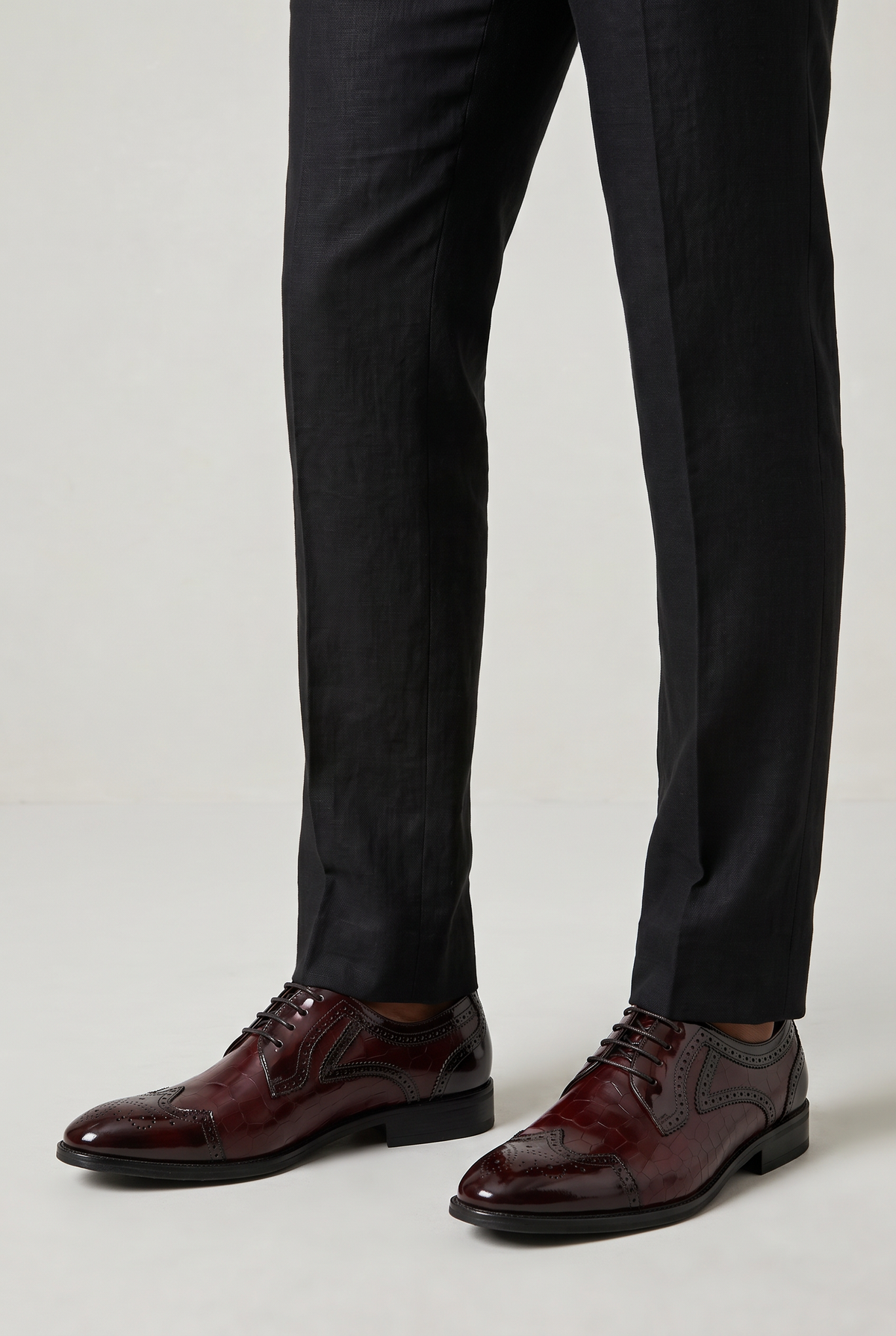 Men’s Patent Croc-Effect Brogue Shoes