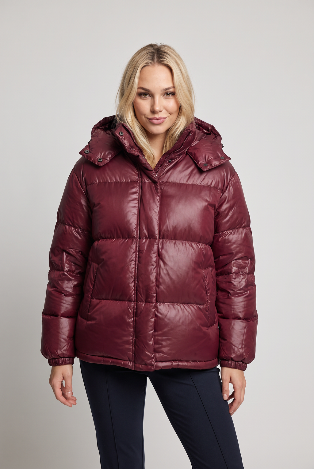Women’s Oversized Hooded Puffer Jacket - Red Wine