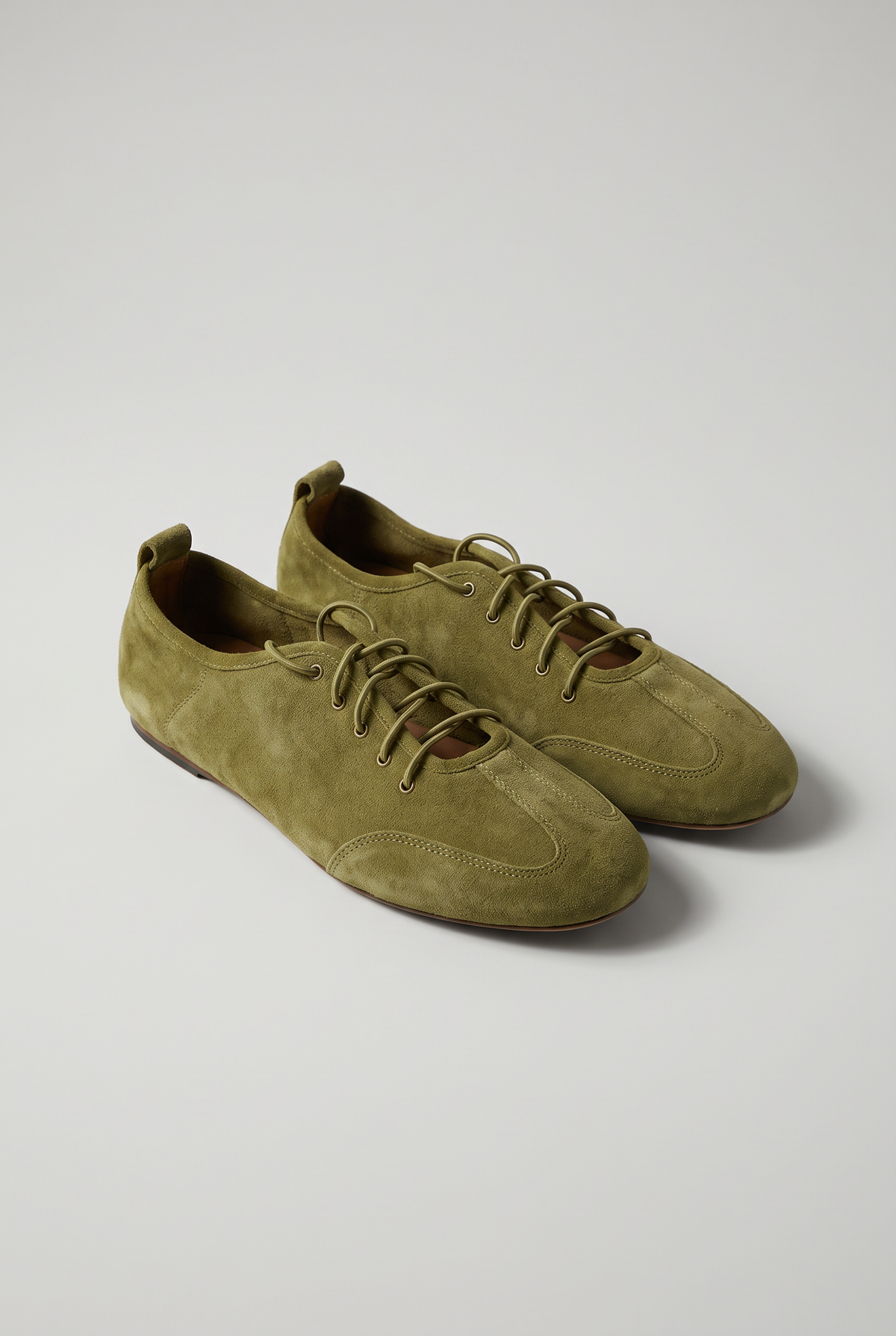 Women’s Nubuck Lace-Up Sneakerinas