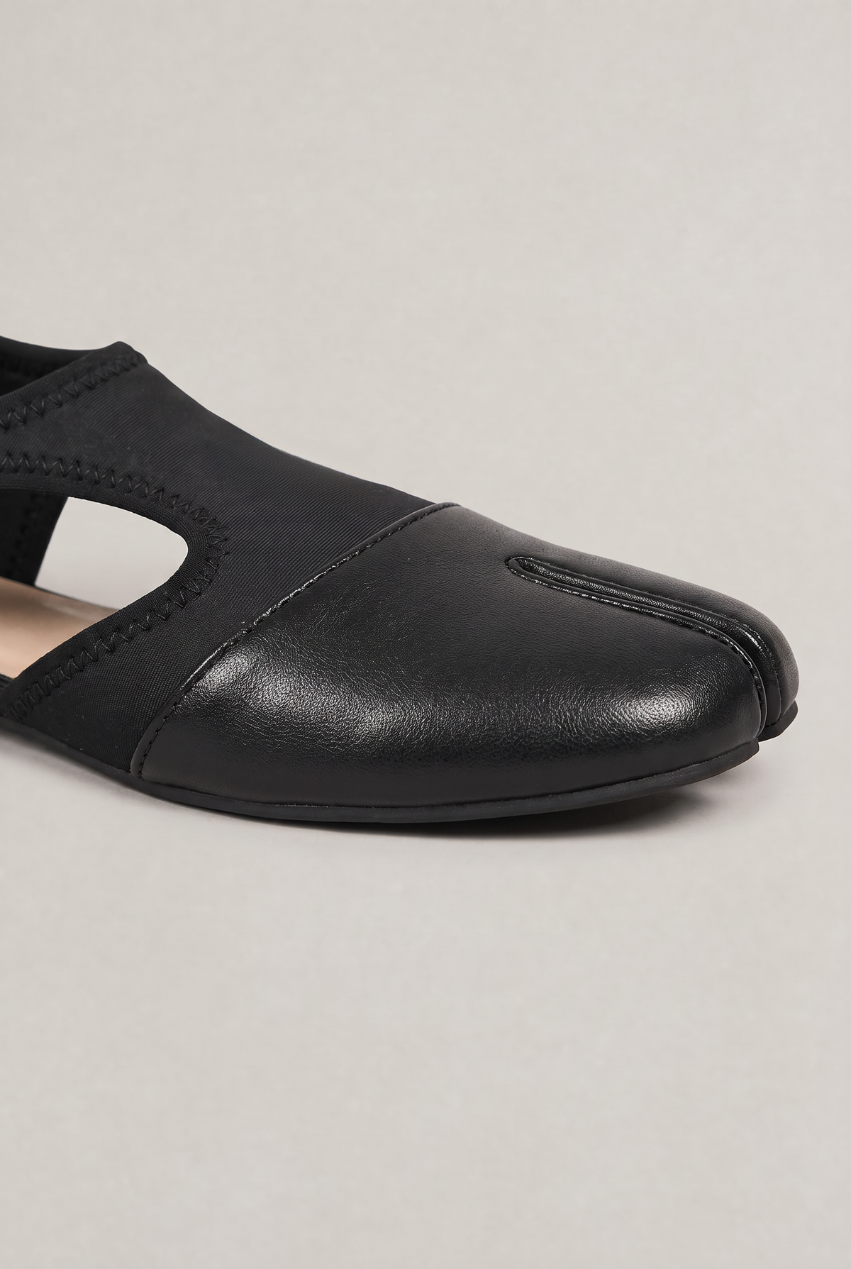 Women’s Tabi Toe Split Mary Janes
