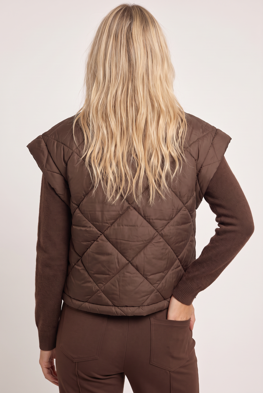 Women’s Quilted Funnel Neck Gilet