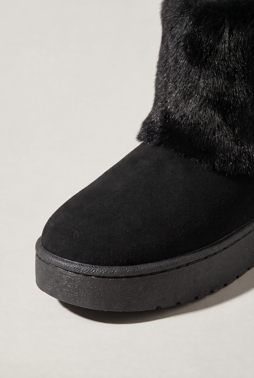 Women’s Faux Fur Cuff Winter Boots