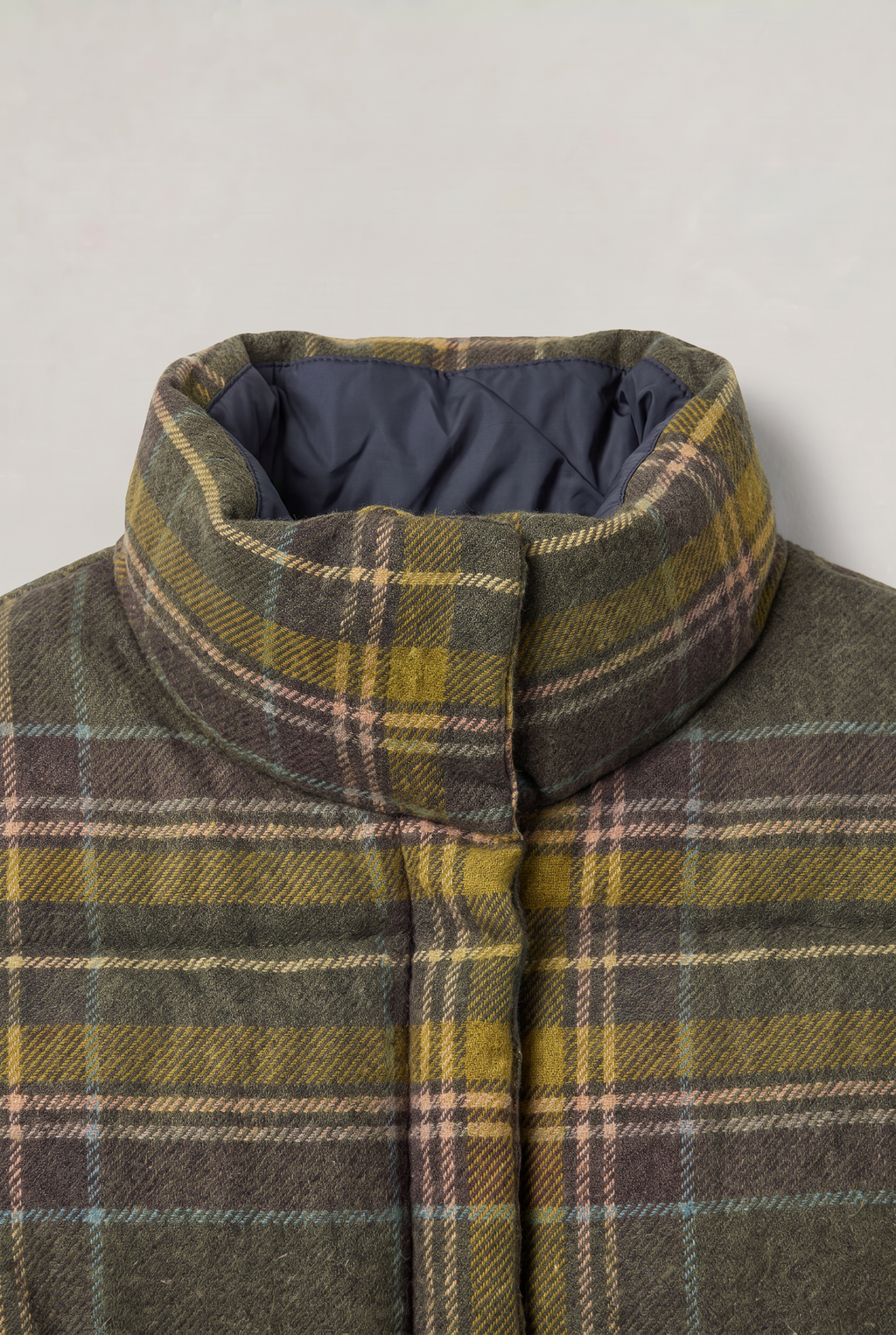 Women’s Checked Puffer Jacket Funnel Neck
