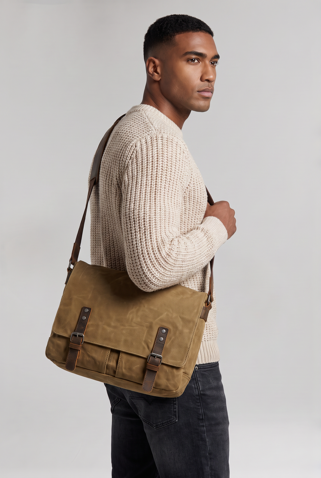 Men’s Waxed Canvas Messenger Bag Leather Trim