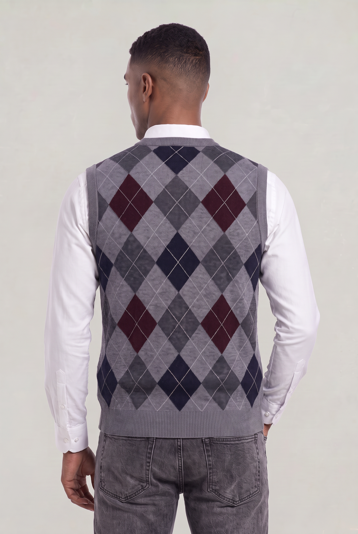 Men's Argyle V-Neck Vest Jumper