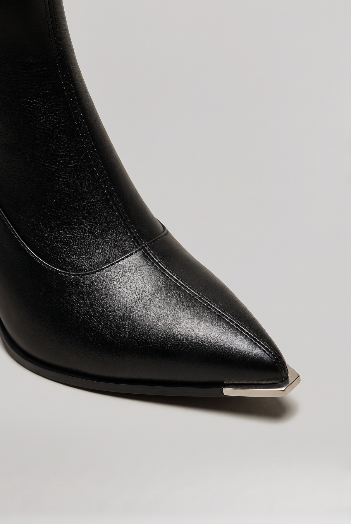 Women’s Pointed Toe Block Heel Ankle Boots