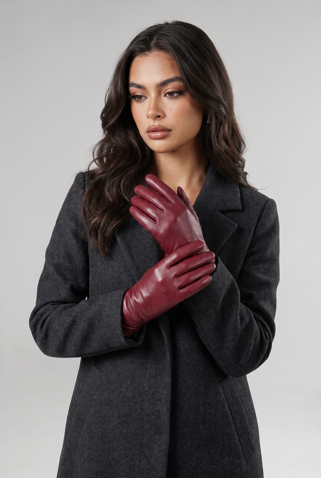 Women’s Leather-Effect Gloves Ruched Cuff