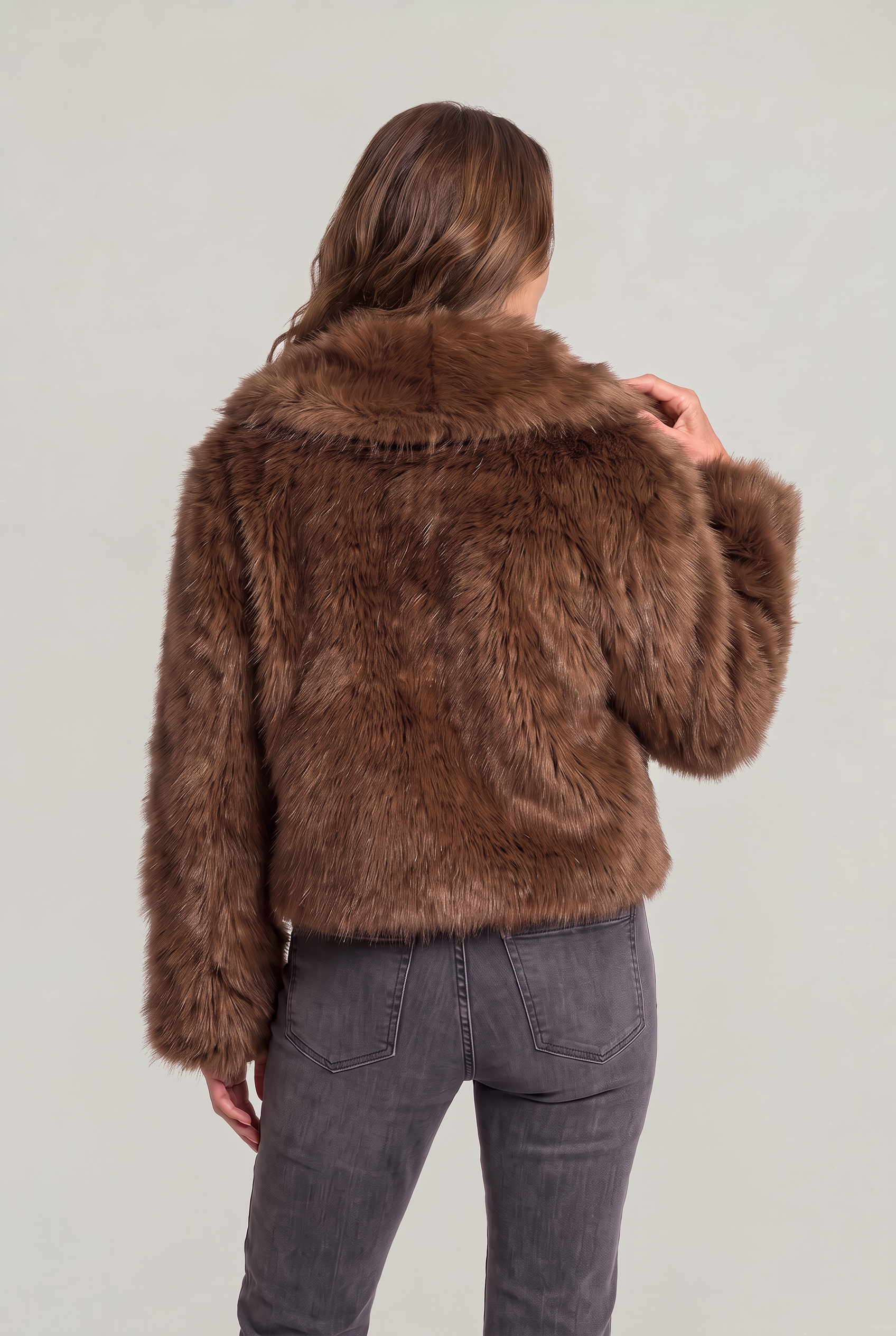 Women’s Cropped Shaggy Faux-Fur Jacket