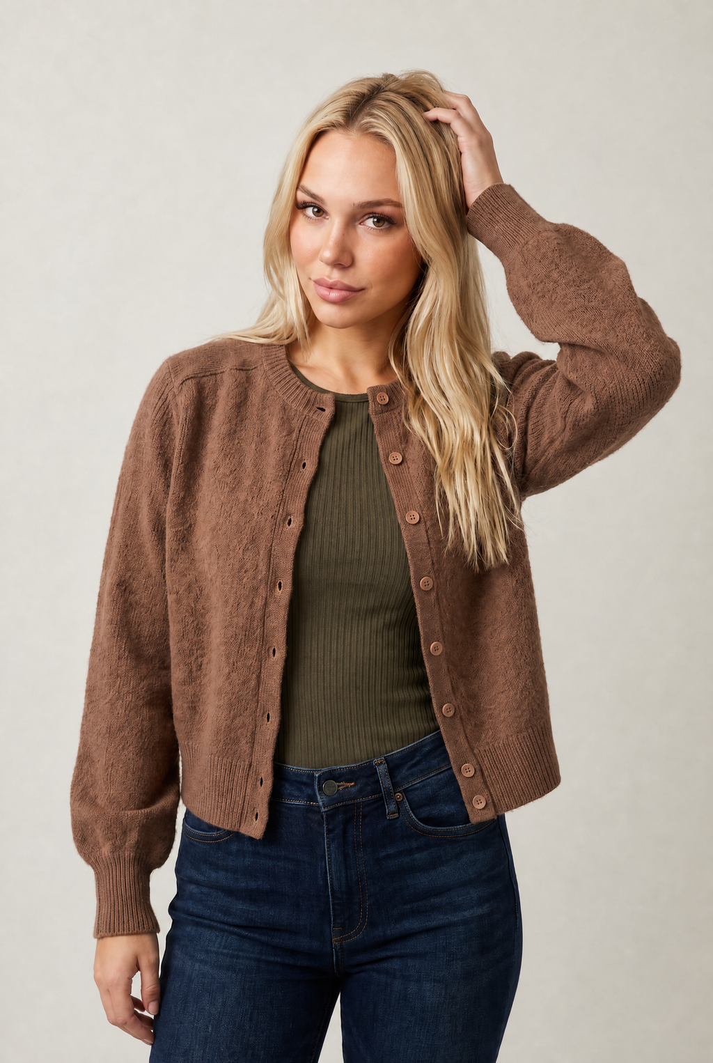 Women’s Round Neck Button-Up Cardigan