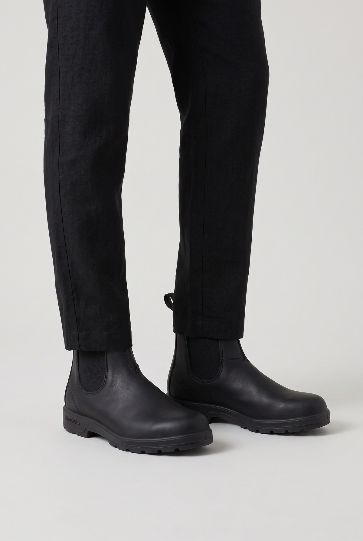 Men’s Classic Slip-On Chelsea Boots