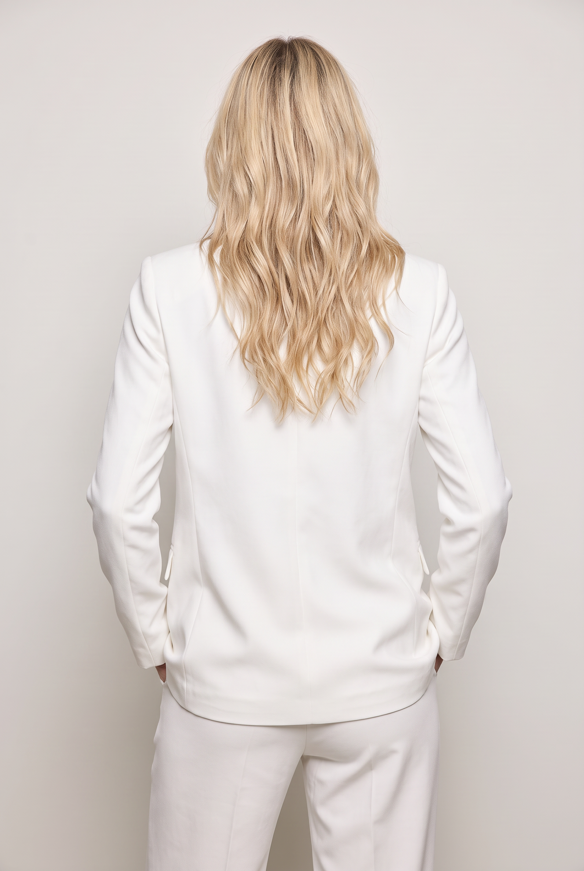 Women’s Tailored Single-Button Blazer