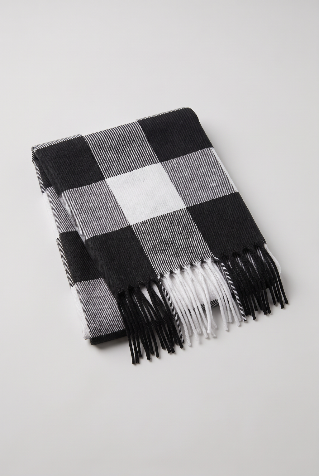 Men’s Checked Scarf Tassel Detail