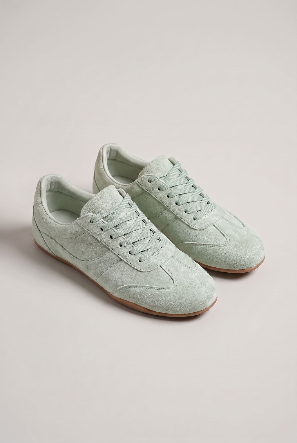 Women’s Low-Profile Sneakerina Trainers