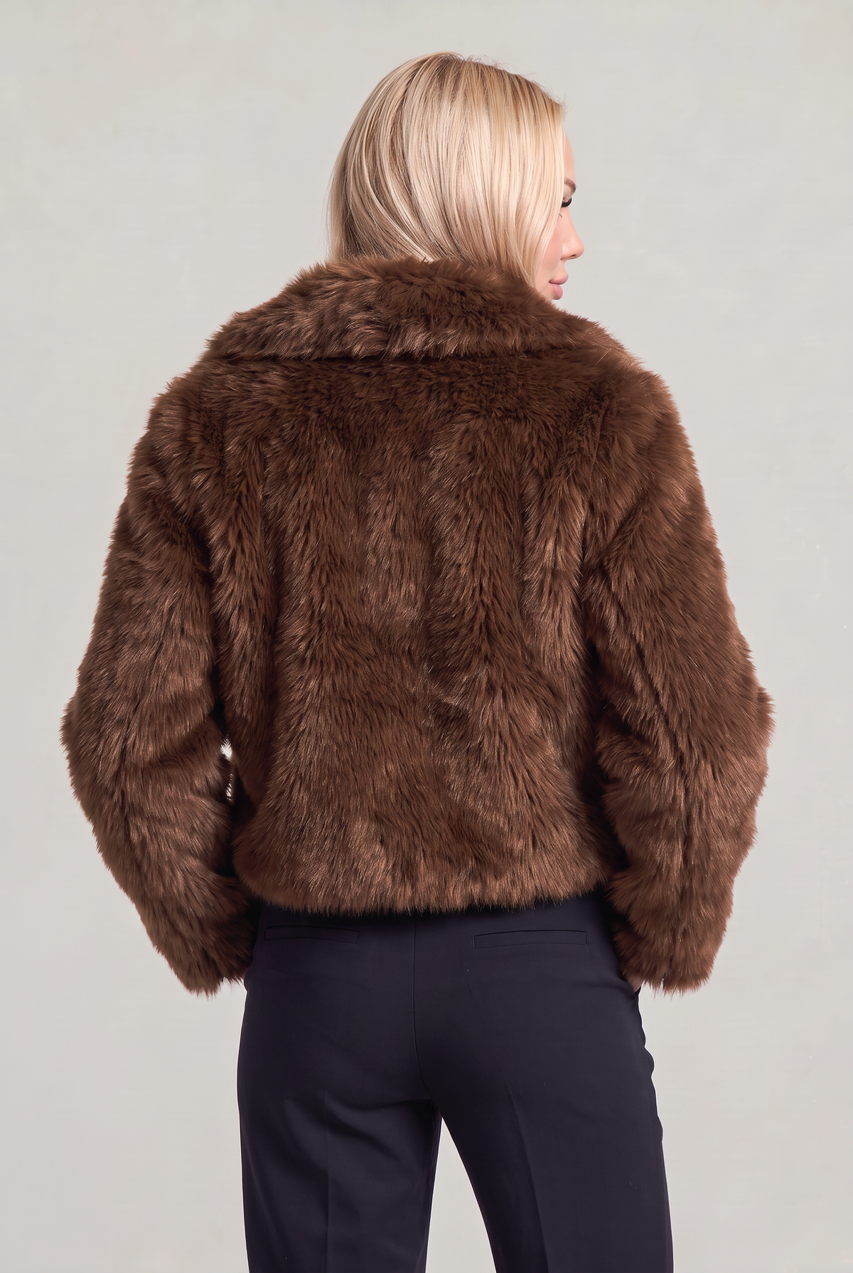 Women’s Cropped Shaggy Faux-Fur Jacket
