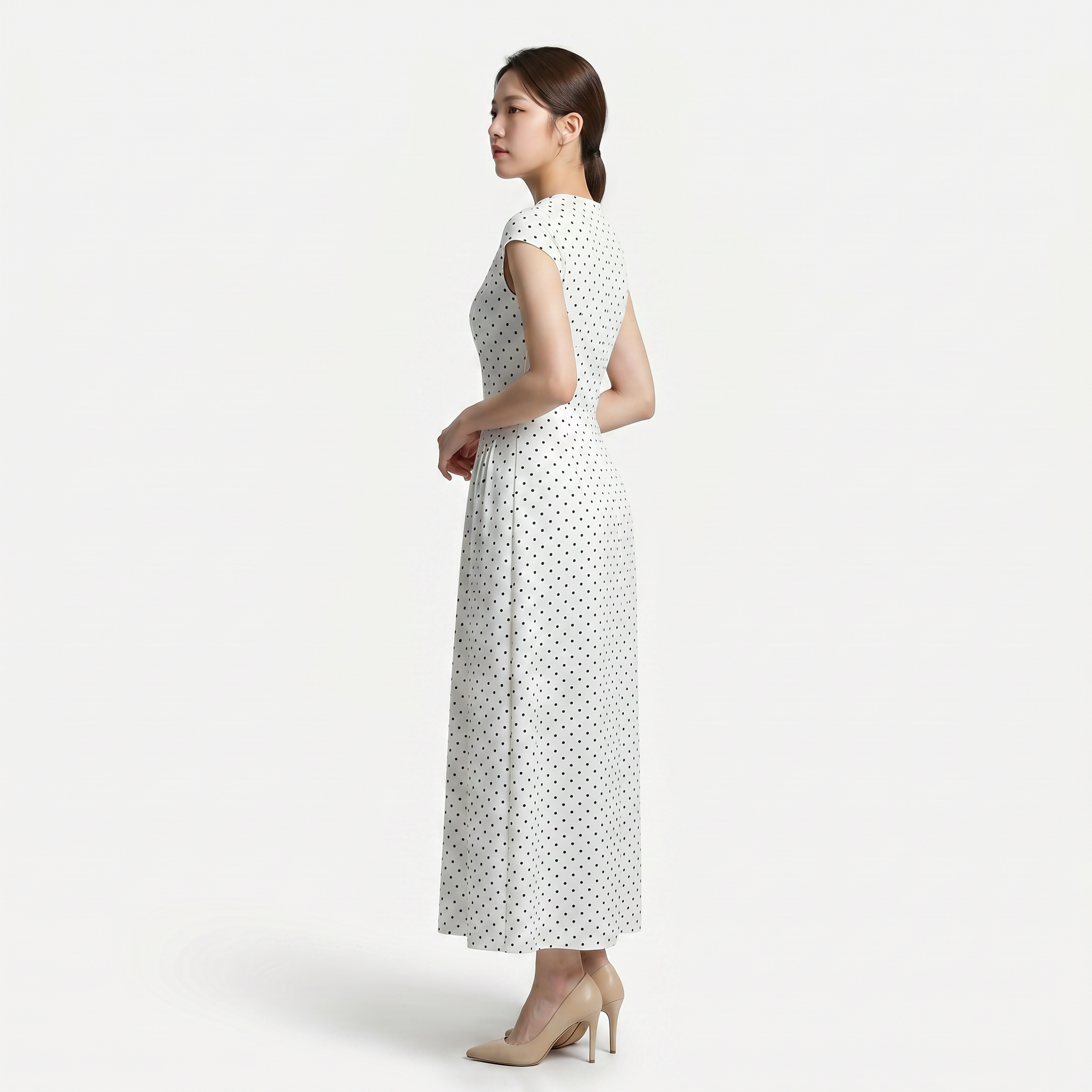 Women’s Polka Dot Maxi Dress with Round Neck and A Line Silhouette